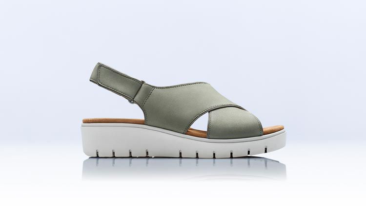 Un Karely Sun sage nubuck womens wedge